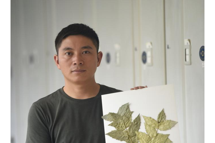 胡君(中國科學院成都生物研究所助理研究員) 胡君(中國科學院成都生物研究所助理研究員)