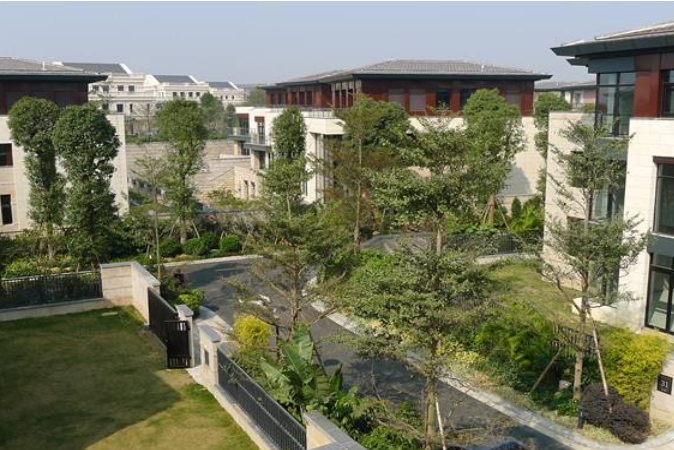 龍湖居 龍湖居