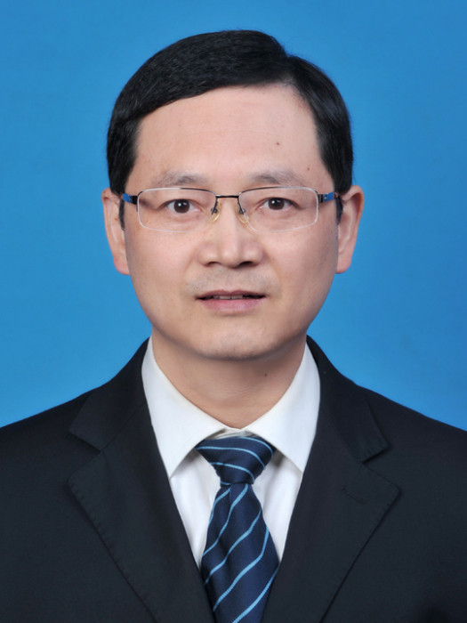 鮑曉峰(浙江省寧波市北侖區發展和改革局黨委委員、社建委專職副主任) 鮑曉峰(浙江省寧波市北侖區發展和改革局黨委委員、社建委專職副主任)