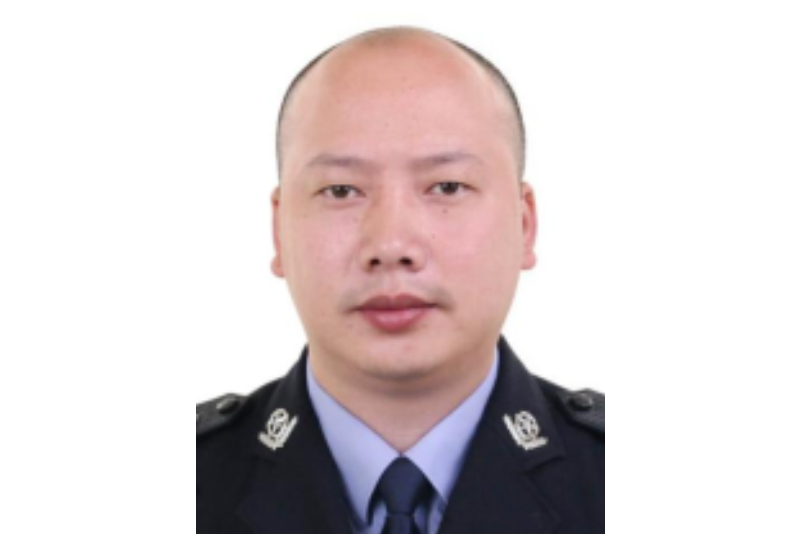 劉江(四川省綿陽市北川羌族自治縣公安局黨委委員、政治處主任) 劉江(四川省綿陽市北川羌族自治縣公安局黨委委員、政治處主任)