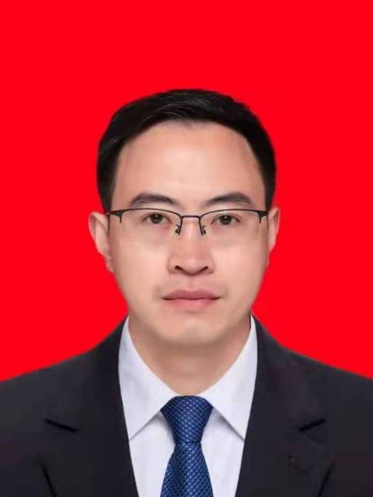 李方元(重慶市城口縣明通鎮黨委書記) 李方元(重慶市城口縣明通鎮黨委書記)