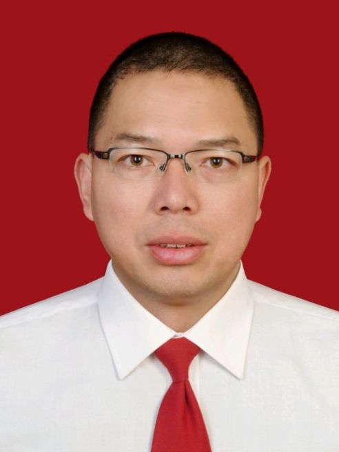 劉愛忠(浙江省麗水市景寧畲族自治縣政府黨組成員,千峽湖景寧畲族自治縣保護與開發管理中心黨組書記) 劉愛忠(浙江省麗水市景寧畲族自治縣政府黨組成員,千峽湖景寧畲族自治縣保護與開發管理中心黨組書記)