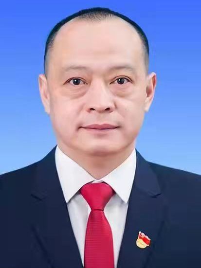 駱飛(貴州省遵義市餘慶縣人民政府原副縣長，餘慶縣公安局原局長)