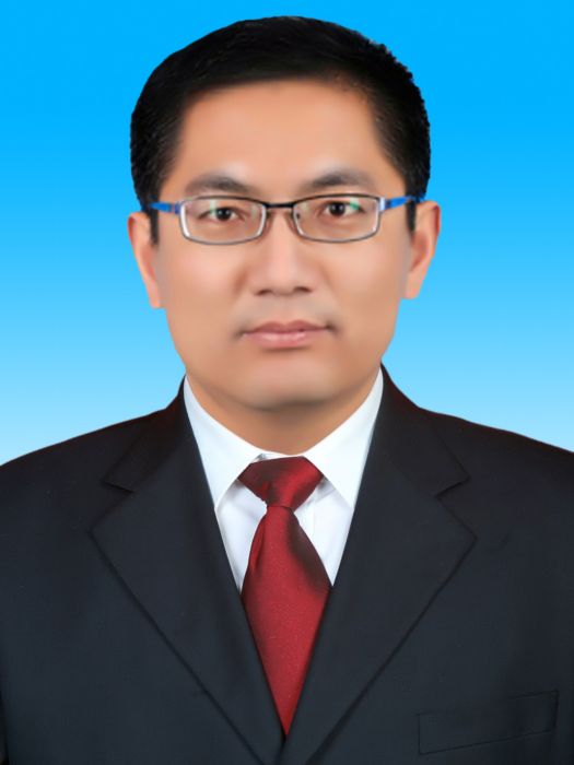 張銘(鄂爾多斯市民族事務委員會副主任) 張銘(鄂爾多斯市民族事務委員會副主任)