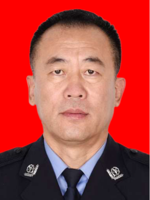 宋立平(吉林省白山市公安局黨委委員 、白山市渾江區人民政府副區長、三級高級警長) 宋立平(吉林省白山市公安局黨委委員 、白山市渾江區人民政府副區長、三級高級警長)
