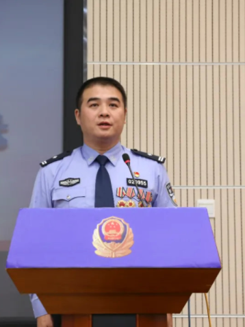 李江(湖南省衡陽市公安局刑偵支隊四大隊教導員) 李江(湖南省衡陽市公安局刑偵支隊四大隊教導員)