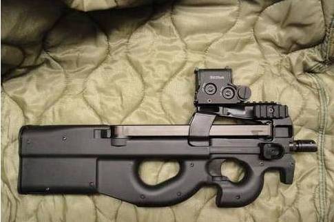 p90衝鋒鎗(手遊《和平精英》中的槍械) p90衝鋒鎗(手遊《和平精英》中的槍械)