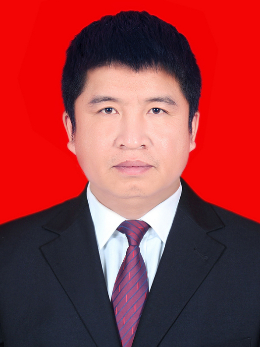 李永傑(榆林市榆陽區交通運輸局黨組成員、副局長) 李永傑(榆林市榆陽區交通運輸局黨組成員、副局長)