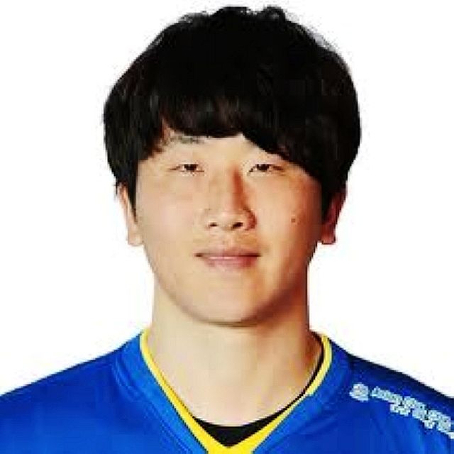 李愚赫(韓國足球運動員) 李愚赫(韓國足球運動員)