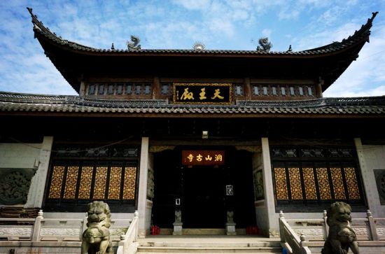 雲深古寺 雲深古寺