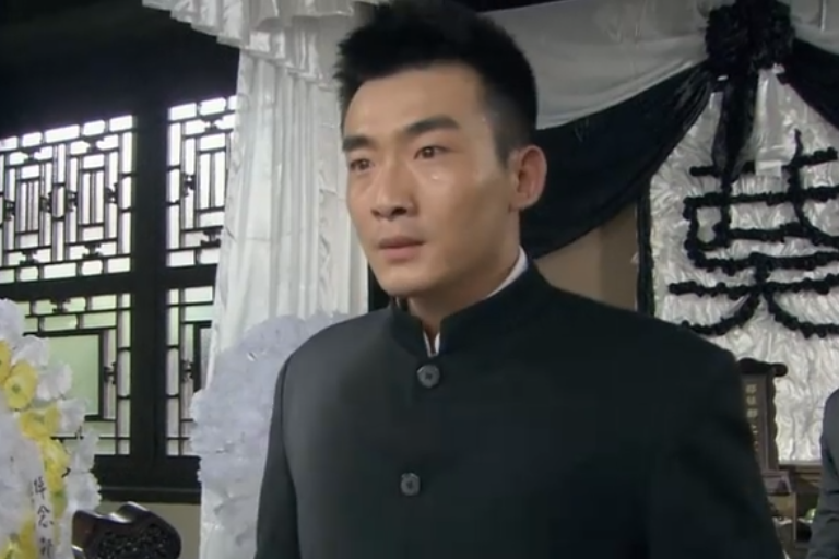 楊天(諜戰劇《冷風暴》中的角色) 楊天(諜戰劇《冷風暴》中的角色)