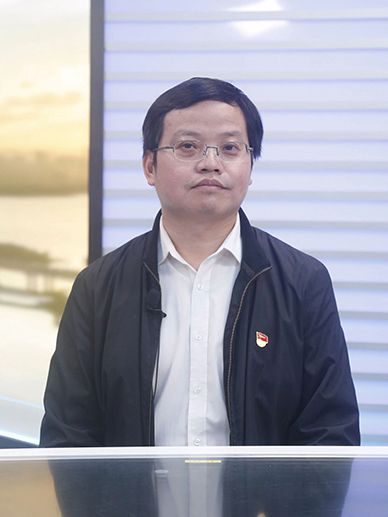 羅華明(廣東省深圳市氣象局(台)黨組成員、副局(台)長) 羅華明(廣東省深圳市氣象局(台)黨組成員、副局(台)長)