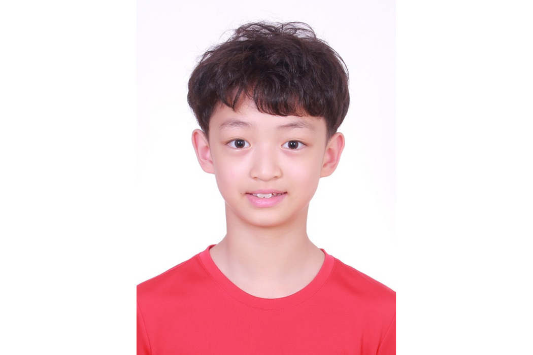 張紫辰(中國羽毛球運動員) 張紫辰(中國羽毛球運動員)