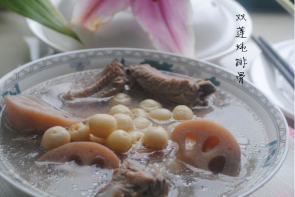 雙蓮燉排骨 雙蓮燉排骨