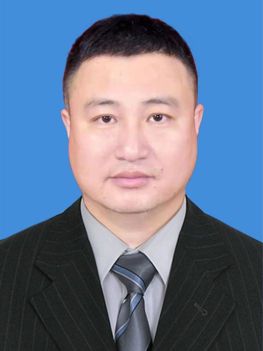 王淵(重慶市南岸區天文街道黨工委委員、人武部長、辦事處副主任) 王淵(重慶市南岸區天文街道黨工委委員、人武部長、辦事處副主任)