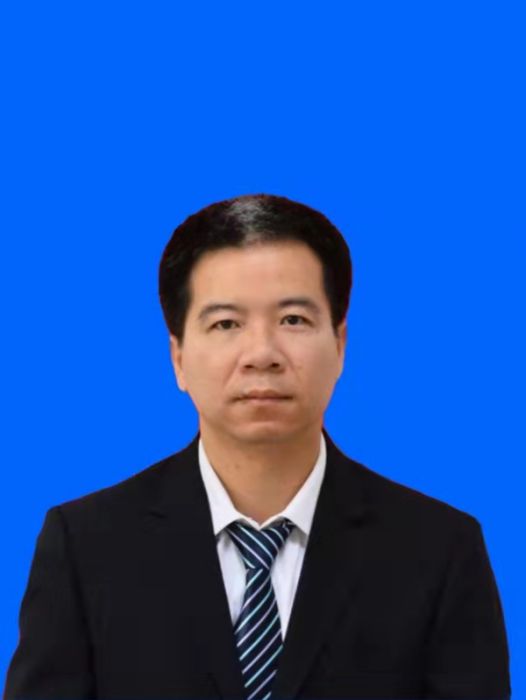 史良(湖南省長沙市雨花區審計局黨組成員、副局長) 史良(湖南省長沙市雨花區審計局黨組成員、副局長)