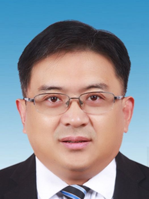 馬立斌(山東省肥城市行政審批服務局黨組成員、副局長) 馬立斌(山東省肥城市行政審批服務局黨組成員、副局長)