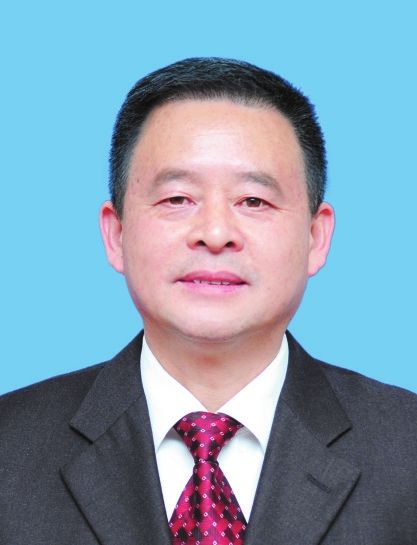 何以龍 何以龍