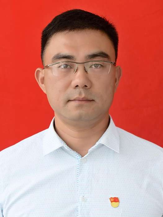 徐勝(湖南省常德市武陵區市場監督管理局黨組成員、副局長) 徐勝(湖南省常德市武陵區市場監督管理局黨組成員、副局長)
