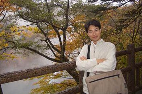 吳衛星(南京大學法學院副教授) 吳衛星(南京大學法學院副教授)