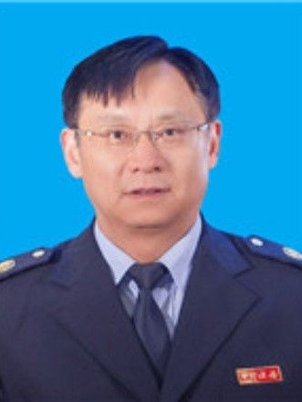 於目明 於目明