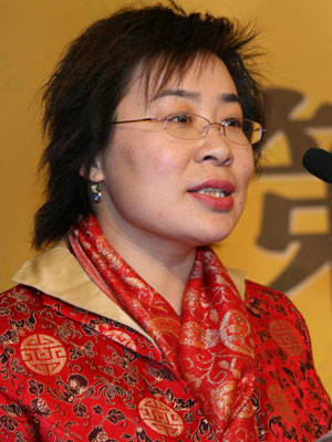 中國報業網總裁 黃菊芳