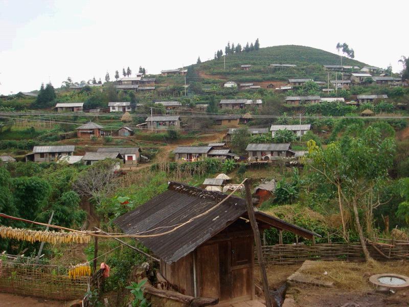 阿拉東村 阿拉東村