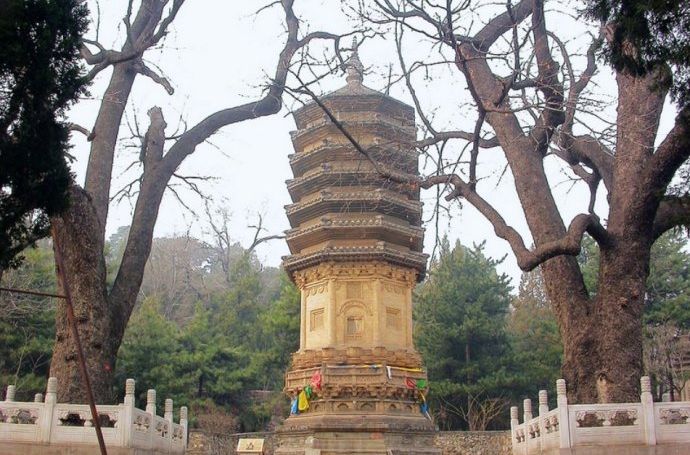 法華禪師塔 法華禪師塔