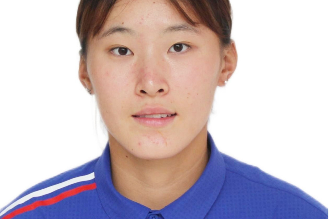 董郗婭 董郗婭