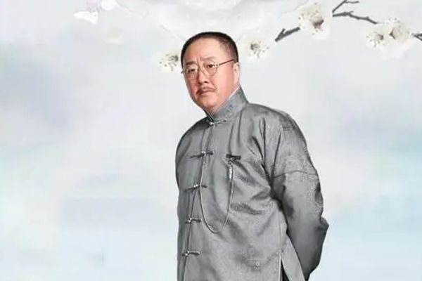 秦厚生(電視劇《人生若如初相見》中的角色) 秦厚生(電視劇《人生若如初相見》中的角色)