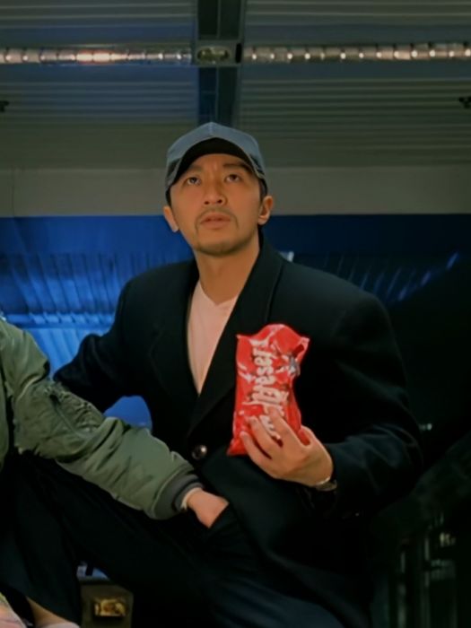 Leon(喜劇、恐怖電影《回魂夜》中的角色) Leon(喜劇、恐怖電影《回魂夜》中的角色)