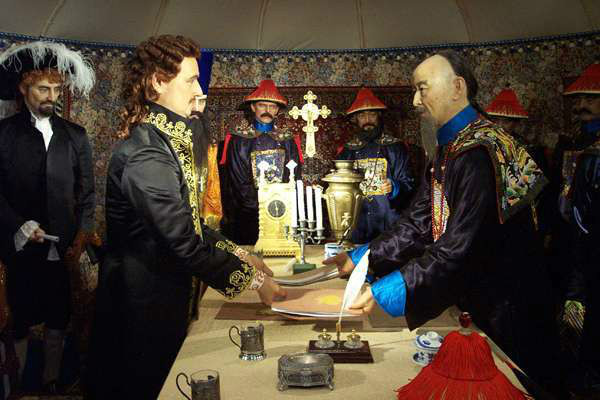 戈洛溫（左），與清朝代表簽訂尼布楚條約