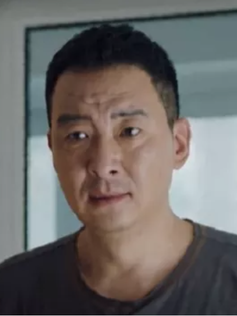 陸正(當代刑偵劇《以父之名》中的角色) 陸正(當代刑偵劇《以父之名》中的角色)