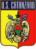 卡坦扎羅隊徽