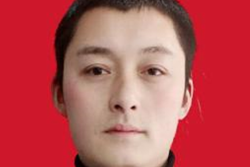 覃磊(重慶市渝北區固特異輪胎汽修門市汽修工人) 覃磊(重慶市渝北區固特異輪胎汽修門市汽修工人)