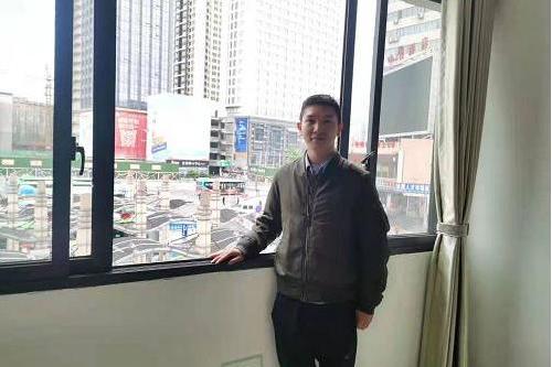 李哲旭(貴陽市交通集團南明分公司職工) 李哲旭(貴陽市交通集團南明分公司職工)
