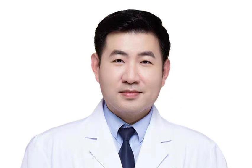 樂飛(江西省腫瘤醫院頭頸甲狀腺外科副主任) 樂飛(江西省腫瘤醫院頭頸甲狀腺外科副主任)