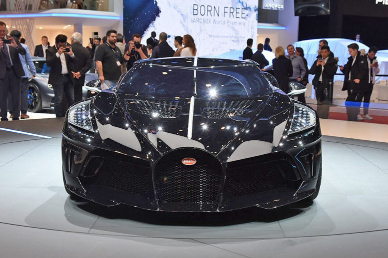 La Voiture Noire La Voiture Noire