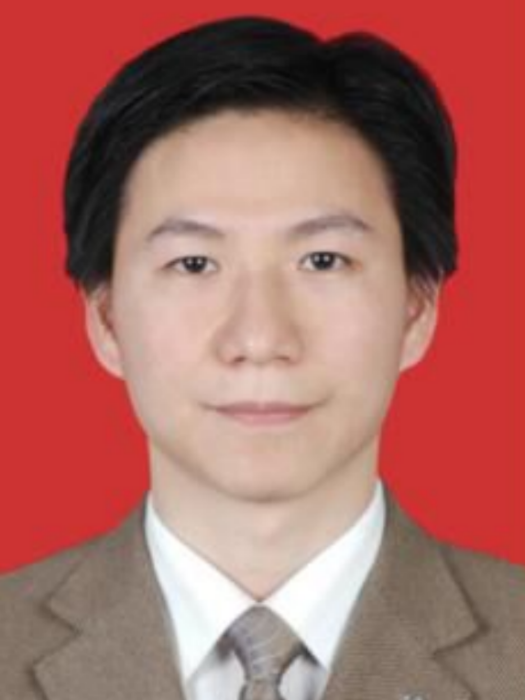 尹軍(江西省宜春市銅鼓縣自然資源局黨組成員、副局長,二級主任科員) 尹軍(江西省宜春市銅鼓縣自然資源局黨組成員、副局長,二級主任科員)