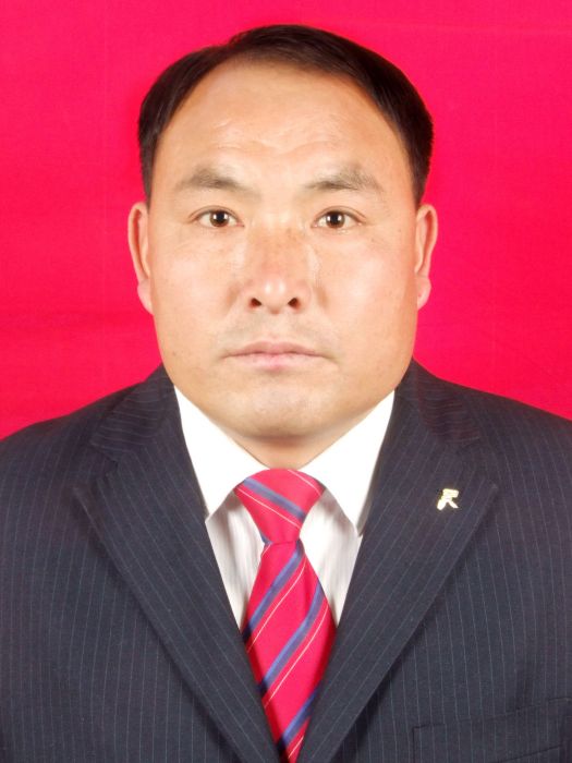 張萬義(楚雄彝族自治州南華縣農業農村局黨委委員、副局長) 張萬義(楚雄彝族自治州南華縣農業農村局黨委委員、副局長)