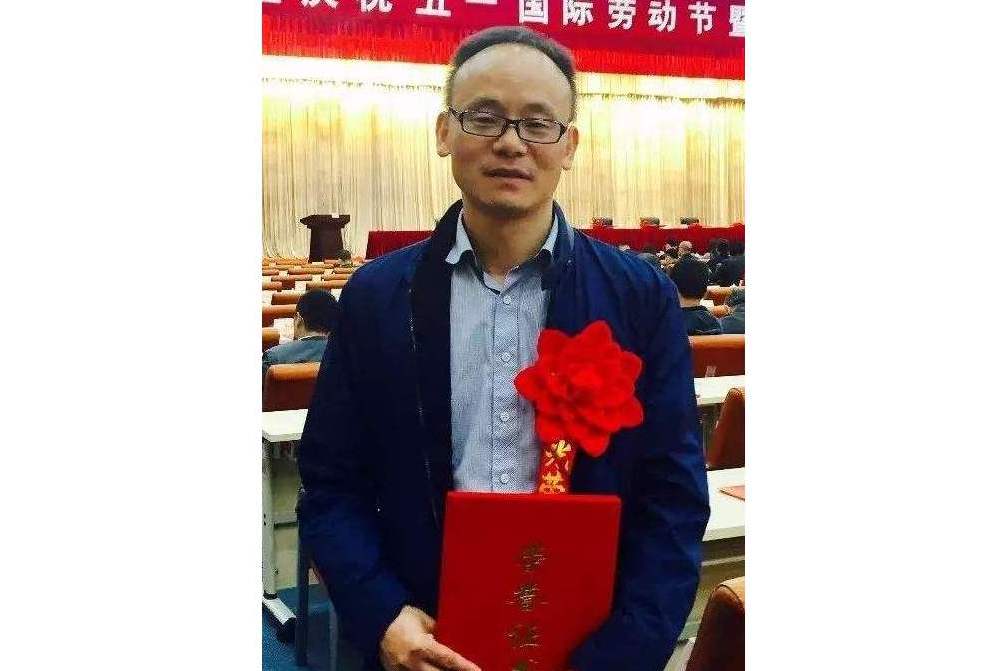 李向軍(上海新金山工業投資發展公司副總經理人選) 李向軍(上海新金山工業投資發展公司副總經理人選)