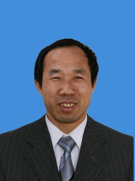 薛永明(陝西省榆林市吳堡縣農業農村局黨組成員、副局長) 薛永明(陝西省榆林市吳堡縣農業農村局黨組成員、副局長)