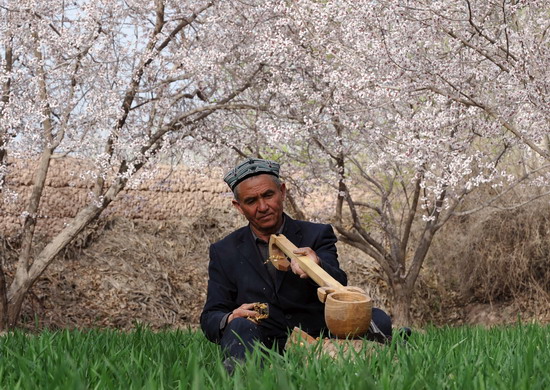 維吾爾族樂器製作技藝