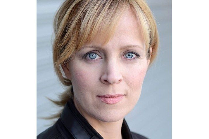 Angela Landis Angela Landis