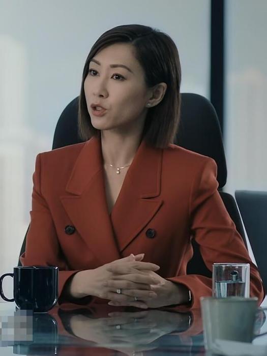 屠敏(懸疑劇《廉政狙擊》中的角色) 屠敏(懸疑劇《廉政狙擊》中的角色)