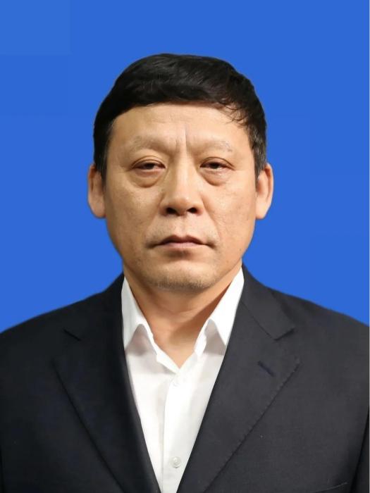 劉峰(佳木斯監獄黨委書記、監獄長、二級高級警長)