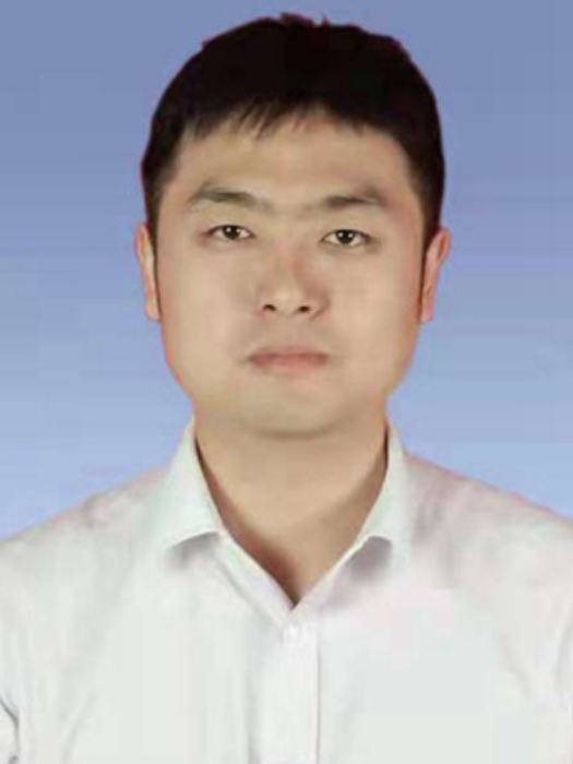 王錚(河南省平頂山市湛河區委常委、區人民政府副區長) 王錚(河南省平頂山市湛河區委常委、區人民政府副區長)