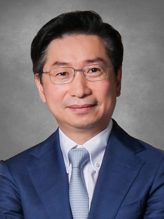 趙偉仁(香港中文大學醫學院院長、信興教育及慈善基金機器人外科教授) 趙偉仁(香港中文大學醫學院院長、信興教育及慈善基金機器人外科教授)