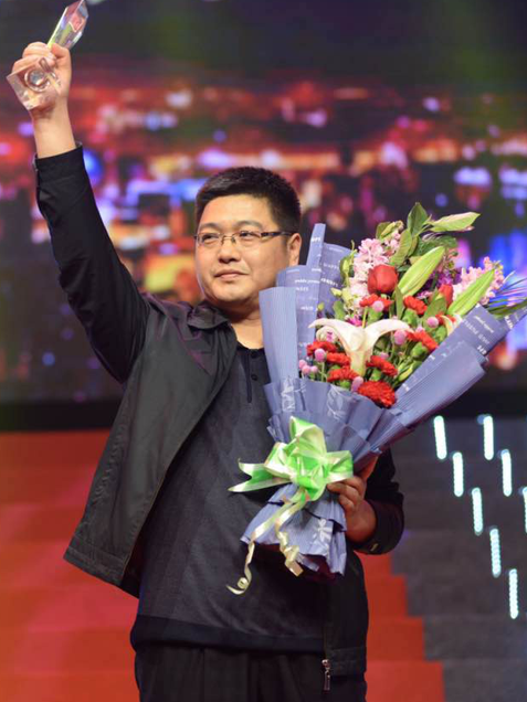 張貴平(南開大學經濟學博士、石家莊鐵道大學教師) 張貴平(南開大學經濟學博士、石家莊鐵道大學教師)