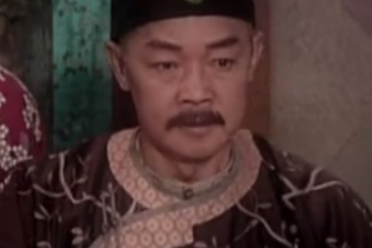 賀仁龍(《天梯》中的角色) 賀仁龍(《天梯》中的角色)